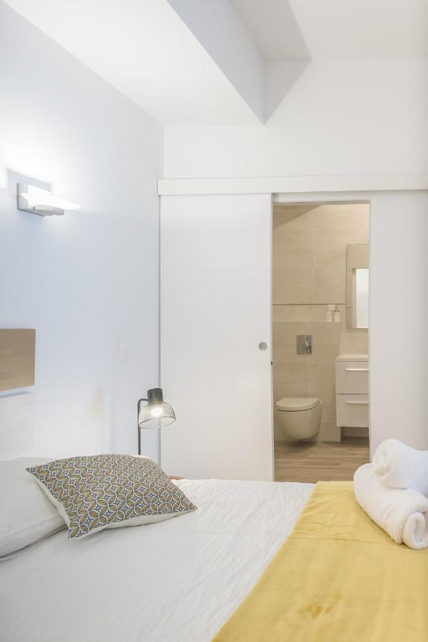 Loft Courtalon - Haut Standing - Patio - Parking Prives Apartment ทรัวส์ ภายนอก รูปภาพ