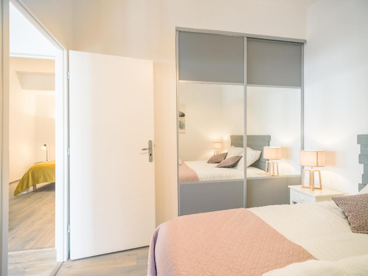 Loft Courtalon - Haut Standing - Patio - Parking Prives Apartment ทรัวส์ ภายนอก รูปภาพ